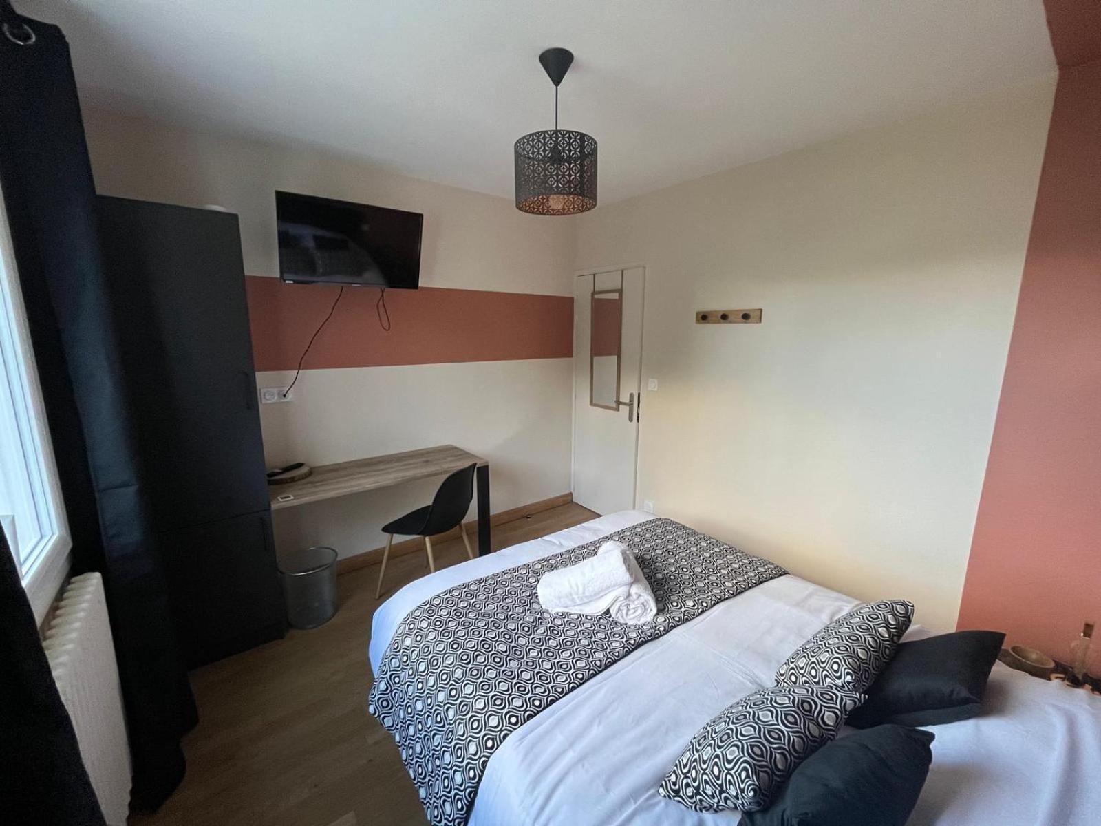 Homestay Logis De Bois Bressuire
